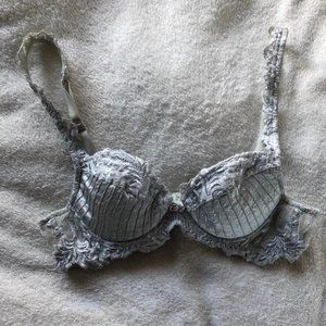 Vintage designer bra 32B